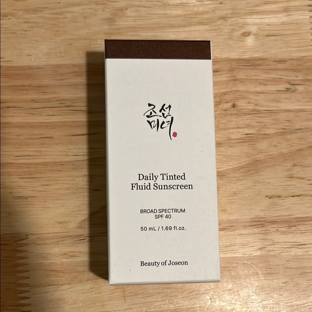 Beauty of Joseon Daily Tinted Fluid Sunscreen shade DN310